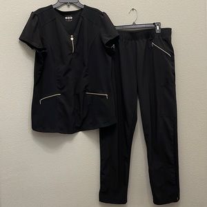 HeartSoul black scrub set